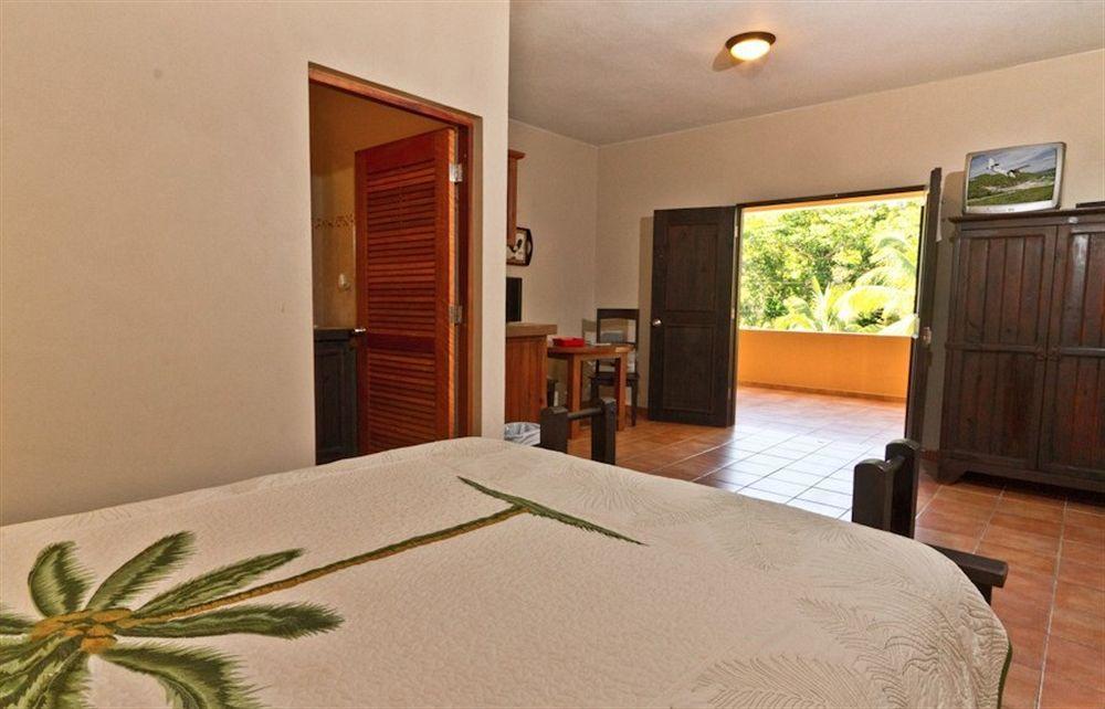 Las Palmas Inn Rincón Extérieur photo