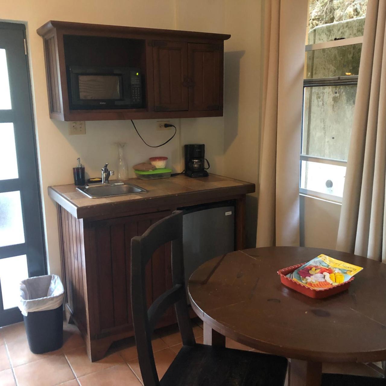 Las Palmas Inn Rincón Extérieur photo
